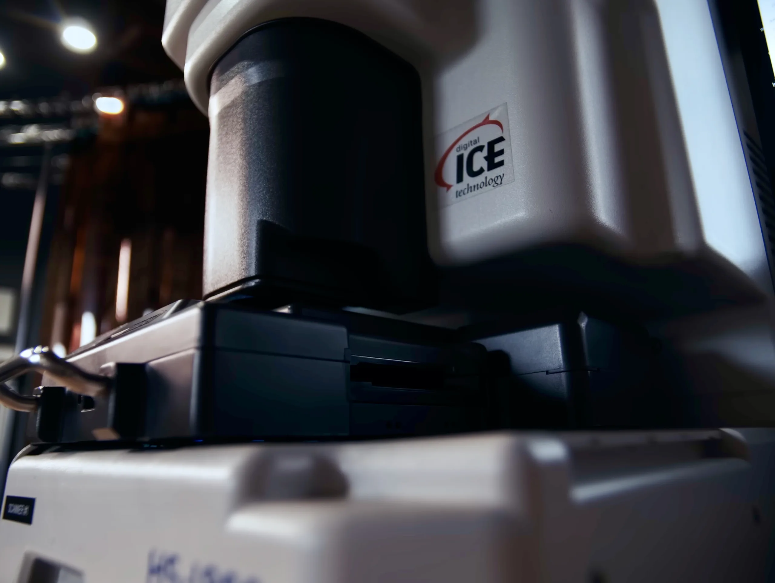 Noritsu HS-1800 film scanner at Gelatin Labs