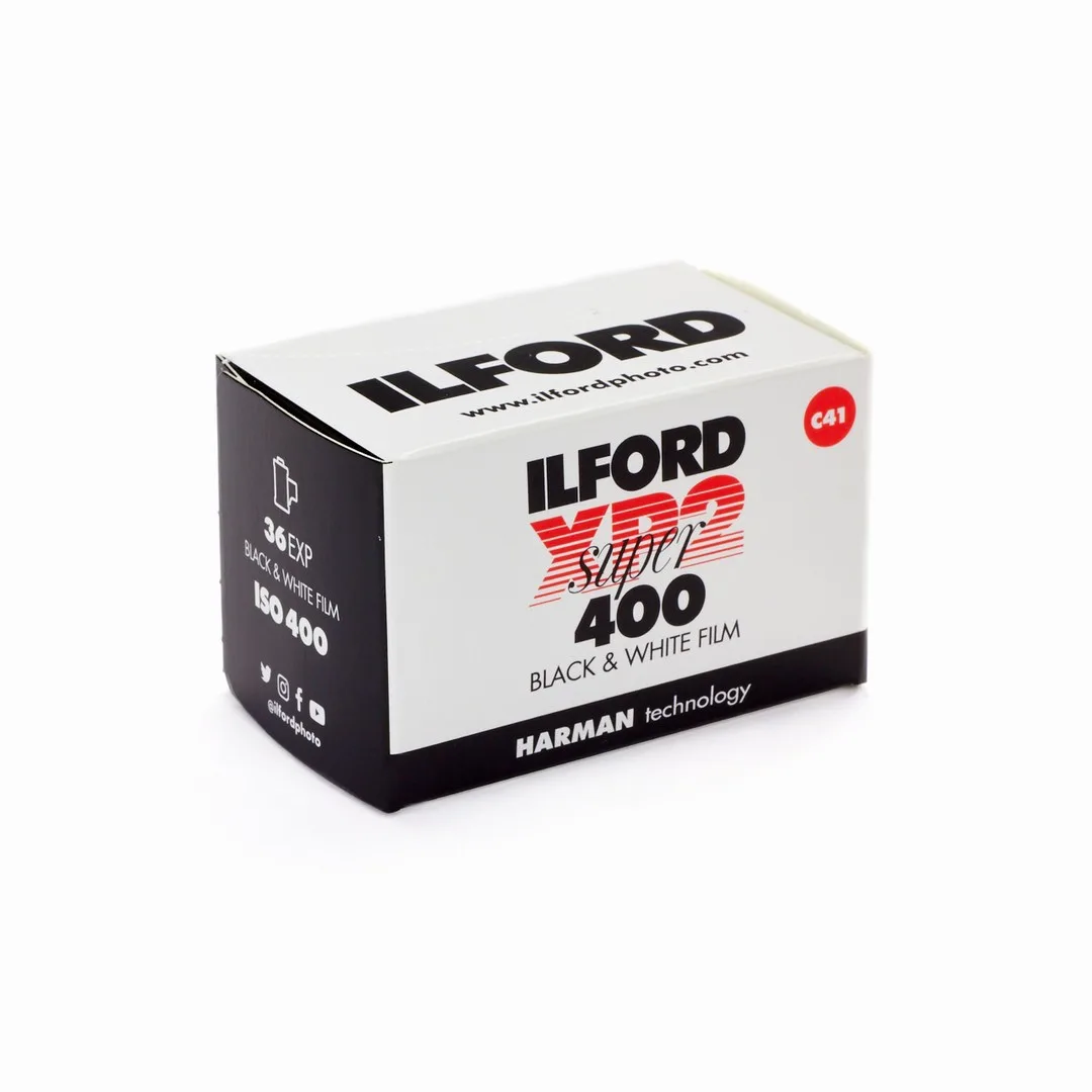 Ilford XP2 Super 400 35mm film box